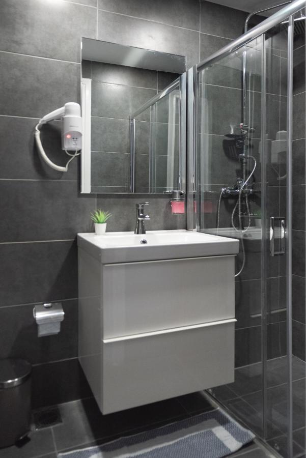 Hotel_Tier Athena Bagian luar foto