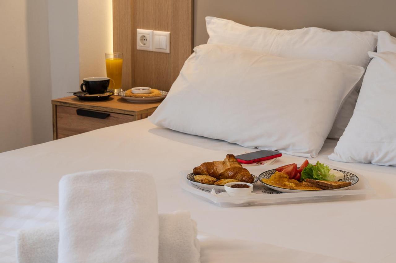 Hotel_Tier Athena Bagian luar foto