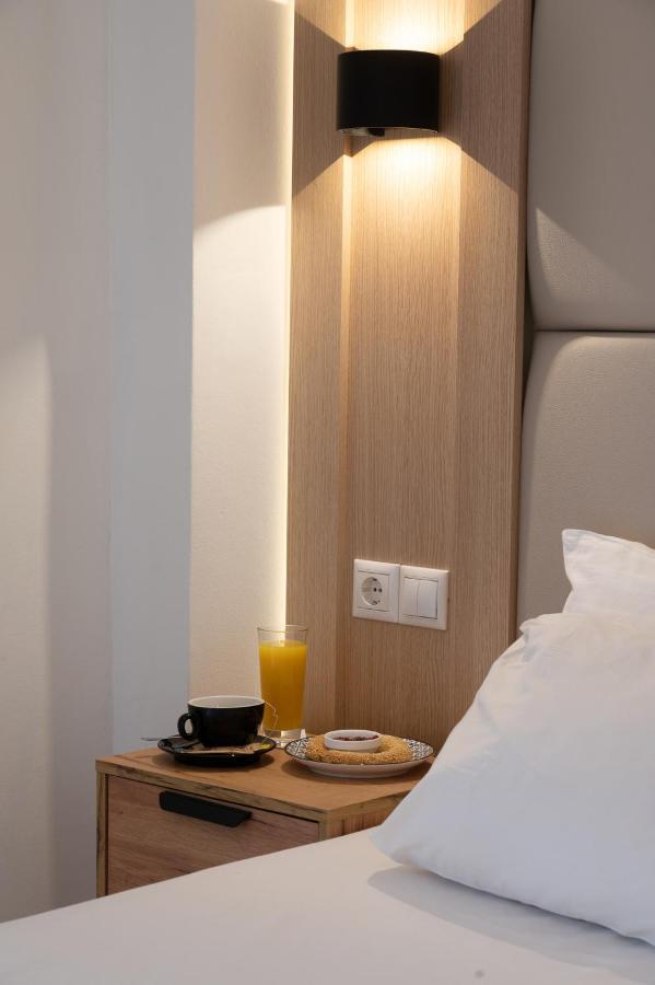 Hotel_Tier Athena Bagian luar foto