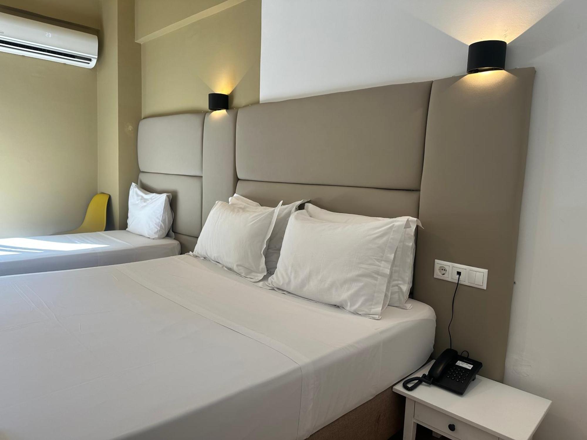 Hotel_Tier Athena Bagian luar foto